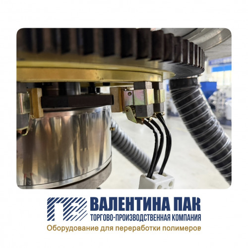 Крепление с держателями для щеток узла вращения
