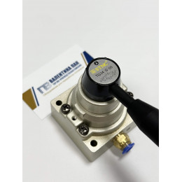 Пневмокран TG34-S-08 (1 вход, 2 выхода)