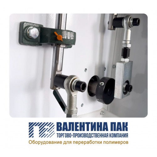 Шарнирный наконечник Sl 16t/k, левый