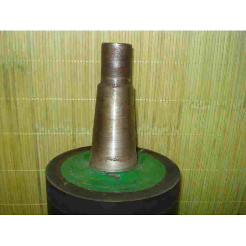 Вал тянущий резиновый 1400х165 мм