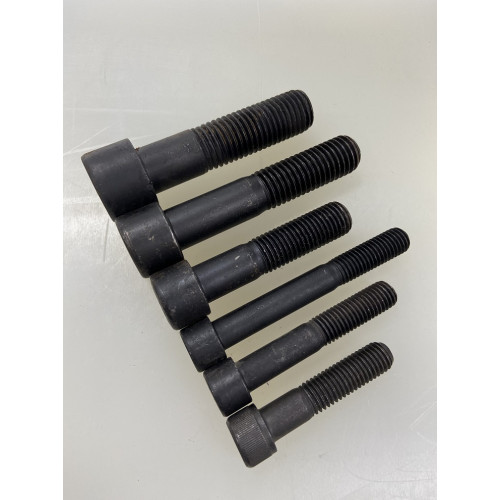 Болт калёный M12, L стержня=90 мм